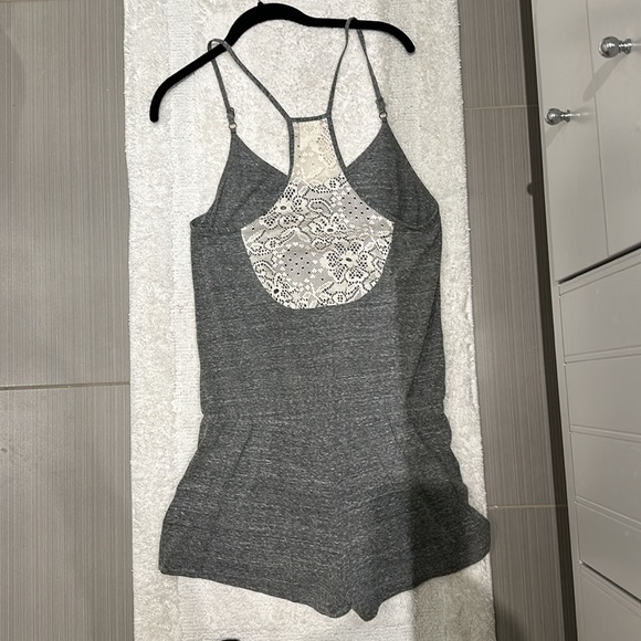 Lucky brand women’s romper - Picture 4 of 4